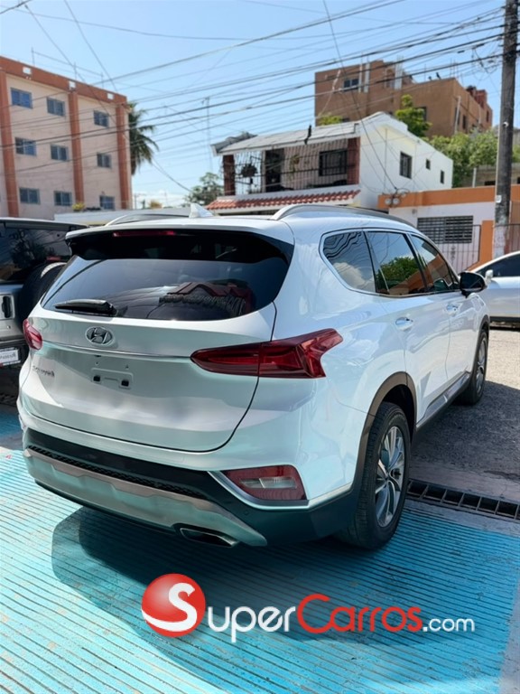 2020 Hyundai Santa Fe SEL — foto 9 / 11