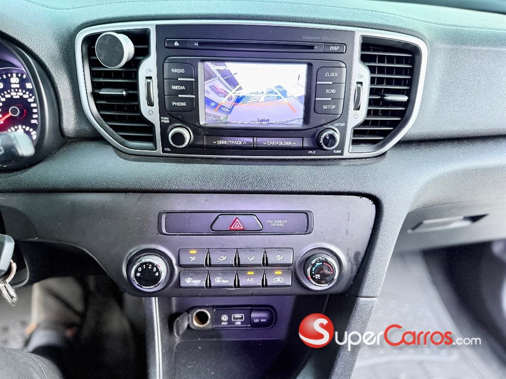 2019 Kia Sportage LX — foto 8 / 12