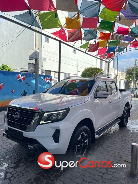 2024 Nissan Frontier LE — foto 3 / 4