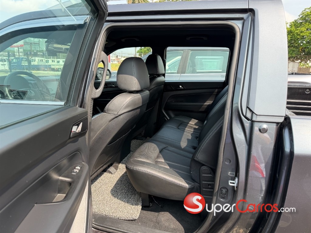 2021 SsangYong Rexton Sport — foto 7 / 10