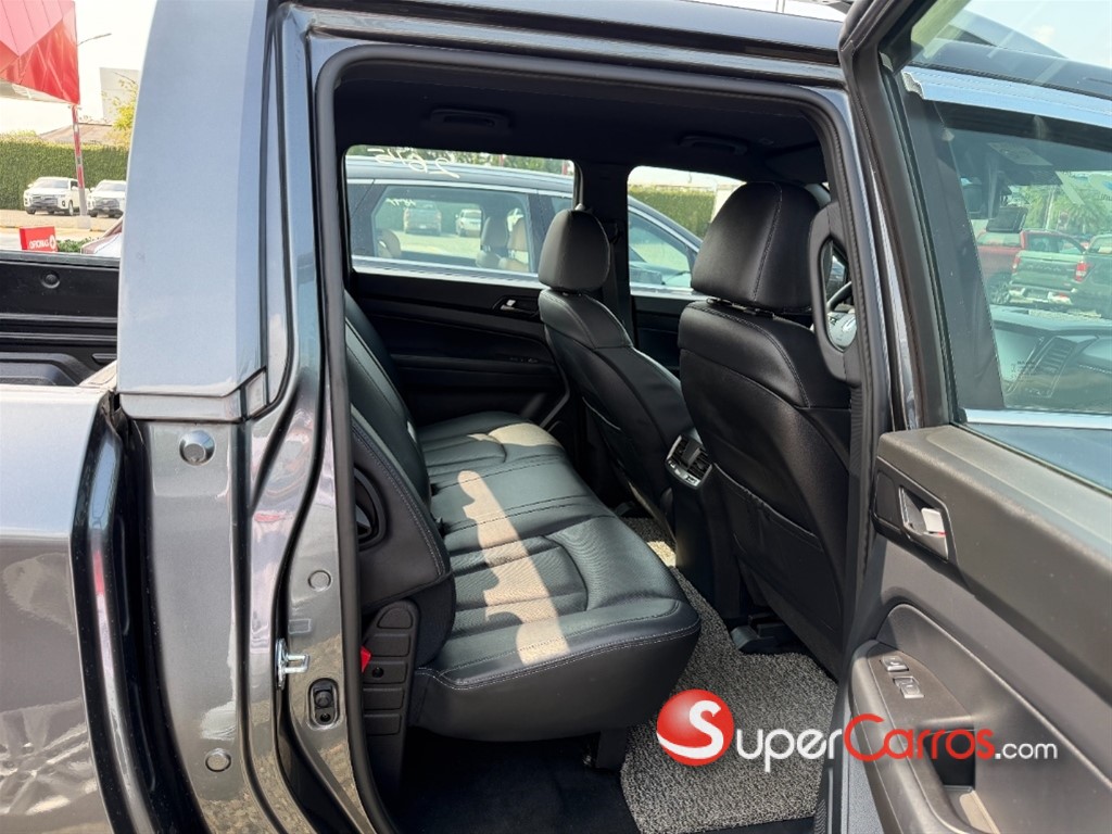 2021 SsangYong Rexton Sport — foto 8 / 10
