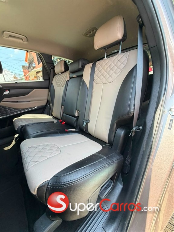 2020 Hyundai Santa Fe SEL — foto 5 / 12