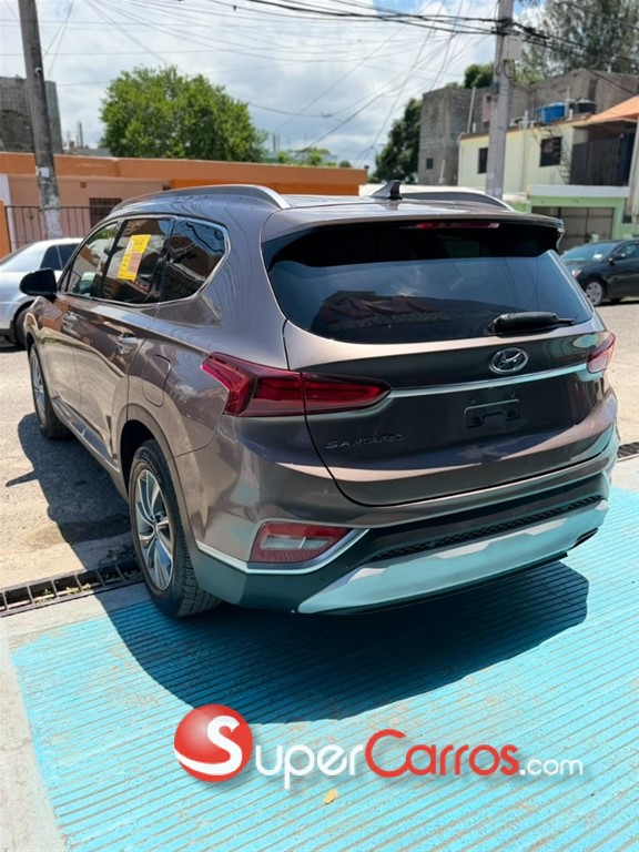 2020 Hyundai Santa Fe SEL — foto 8 / 12