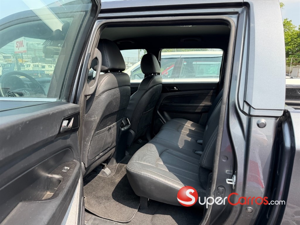 2020 SsangYong Rexton Sport — foto 7 / 10