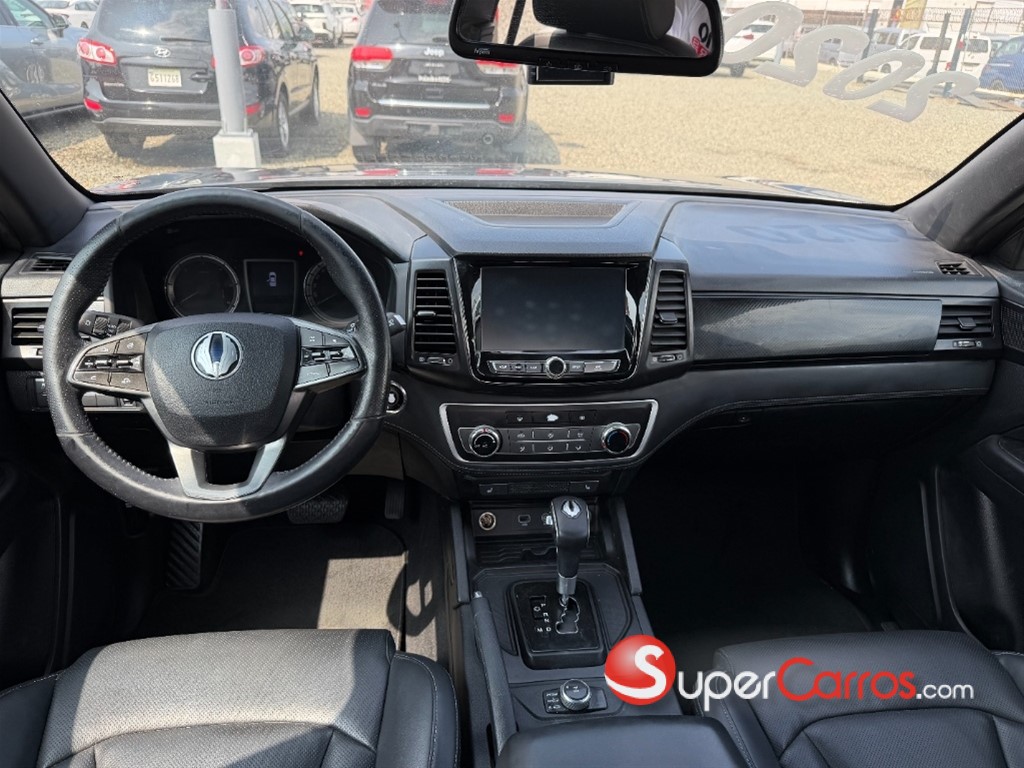 2020 SsangYong Rexton Sport — foto 10 / 10