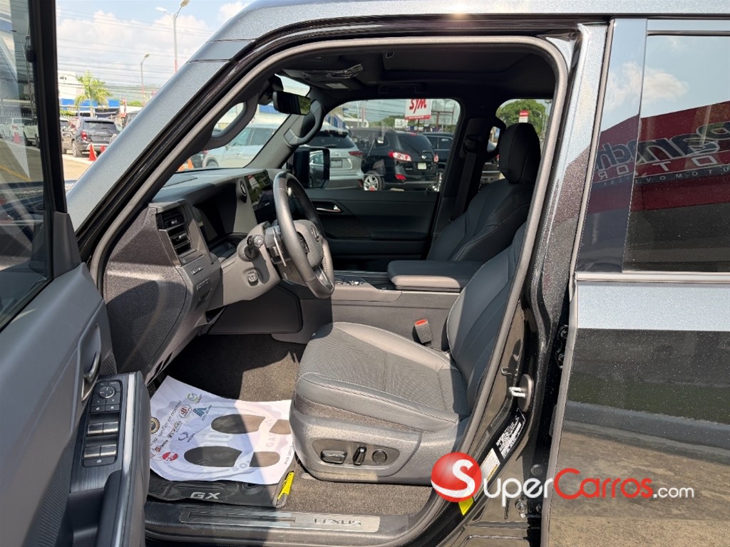 2025 Lexus GX 550 — foto 6 / 11