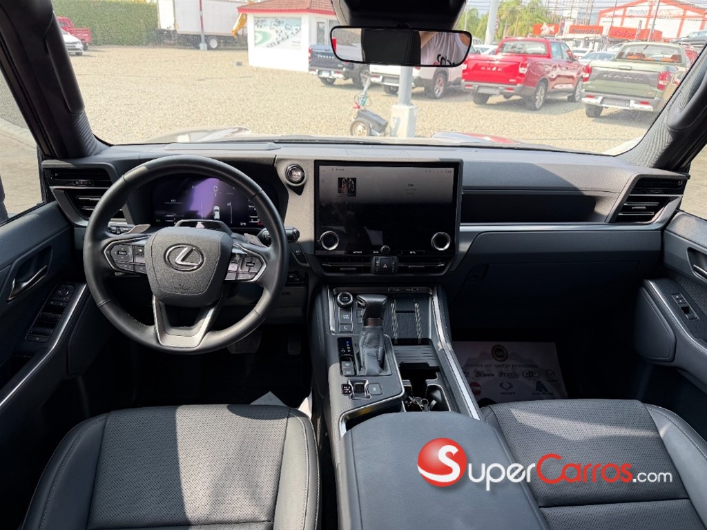 2025 Lexus GX 550 — foto 10 / 11