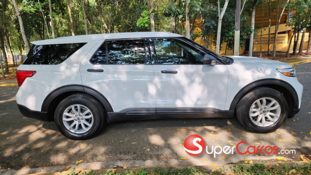 2021 Ford Explorer Sport — foto 6 / 12