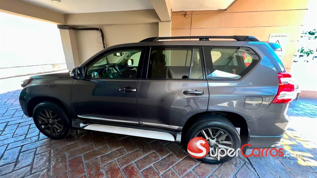 2015 Toyota Land Cruiser Prado VXL — foto 2 / 12