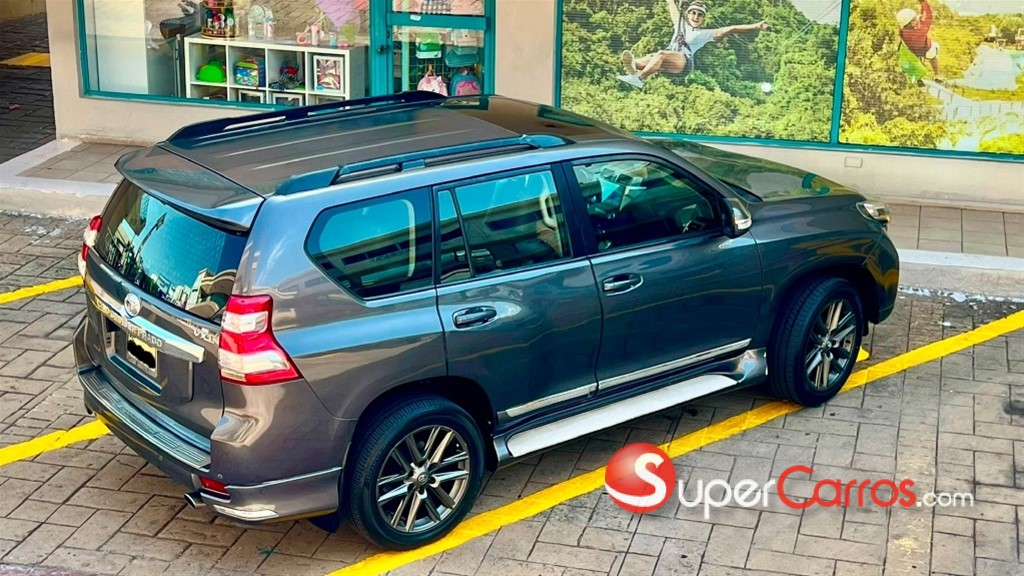 2015 Toyota Land Cruiser Prado VXL — foto 7 / 12