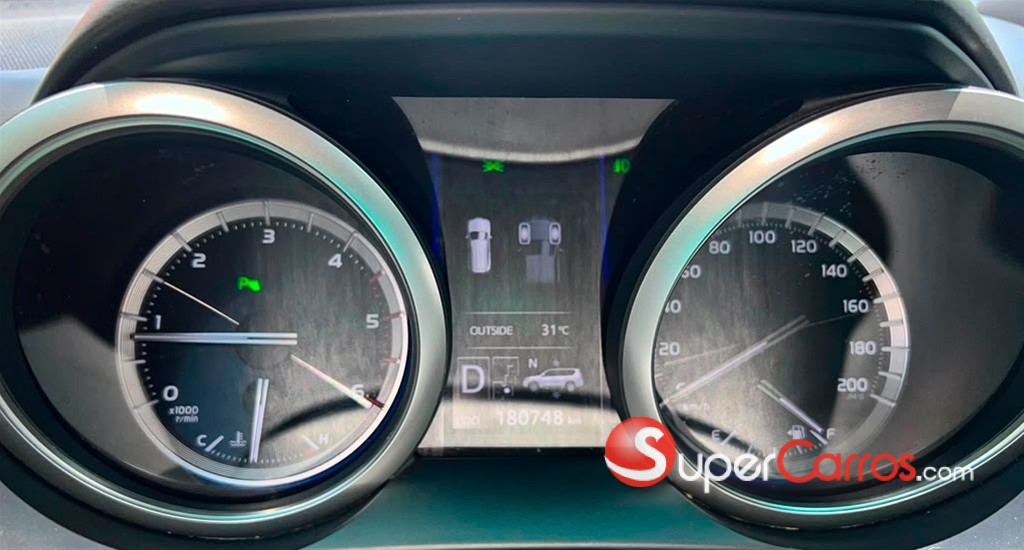 2015 Toyota Land Cruiser Prado VXL — foto 10 / 12
