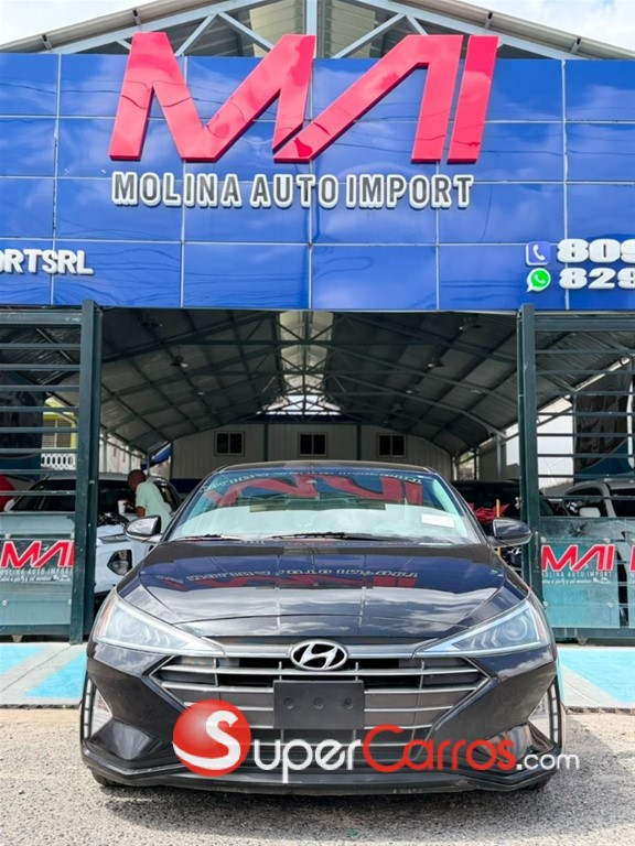 2020 Hyundai Elantra SE — foto 11 / 12