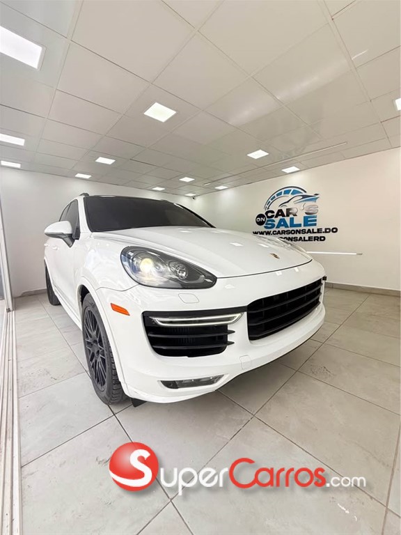 2016 Porsche Cayenne GTS — foto 9 / 9