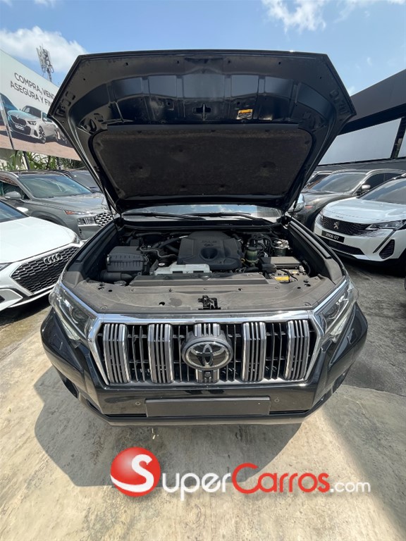 2023 Toyota Land Cruiser Prado VXL — foto 9 / 12