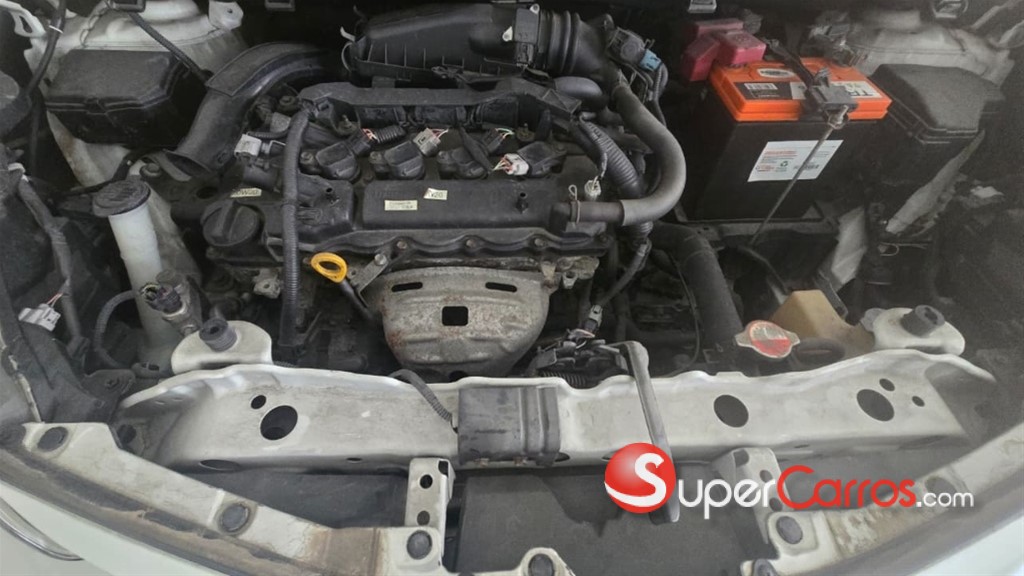 2017 Toyota VITZ — foto 6 / 9