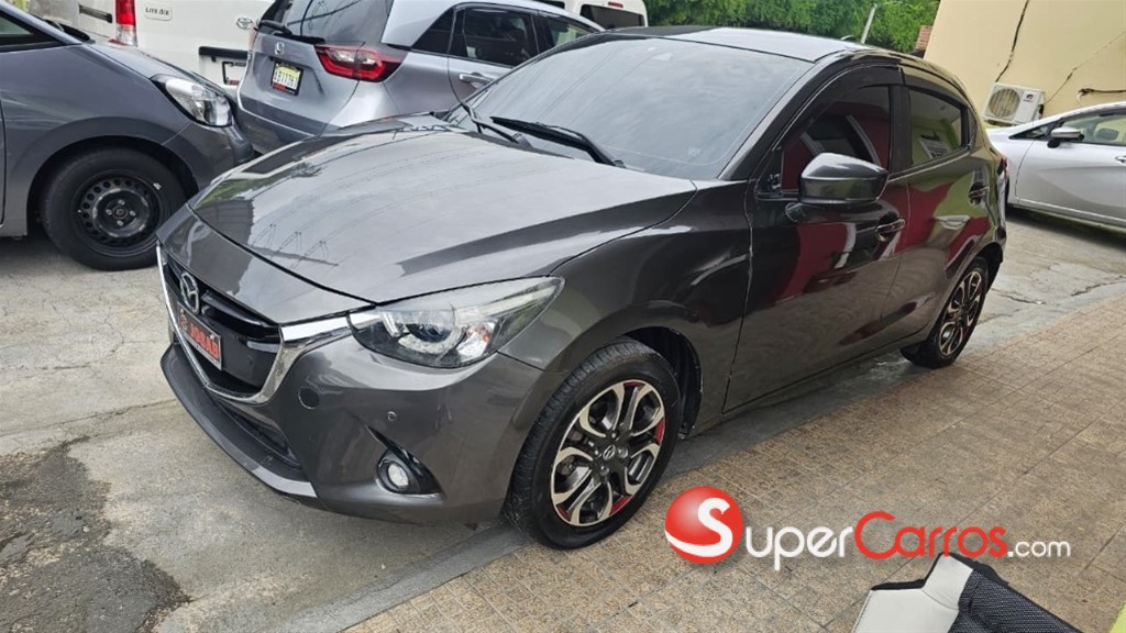2020 Mazda 2 — foto 2 / 11