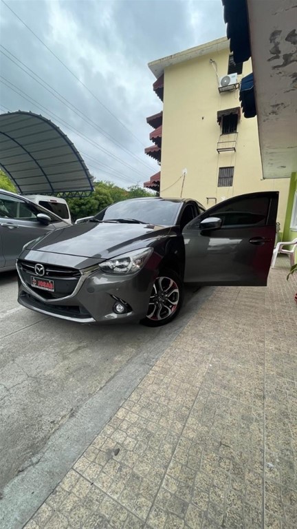 2020 Mazda 2 — foto 7 / 11