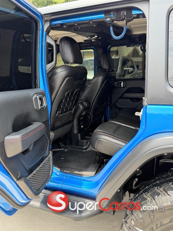 2021 Jeep Wrangler Rubicon Unlimited — foto 8 / 11
