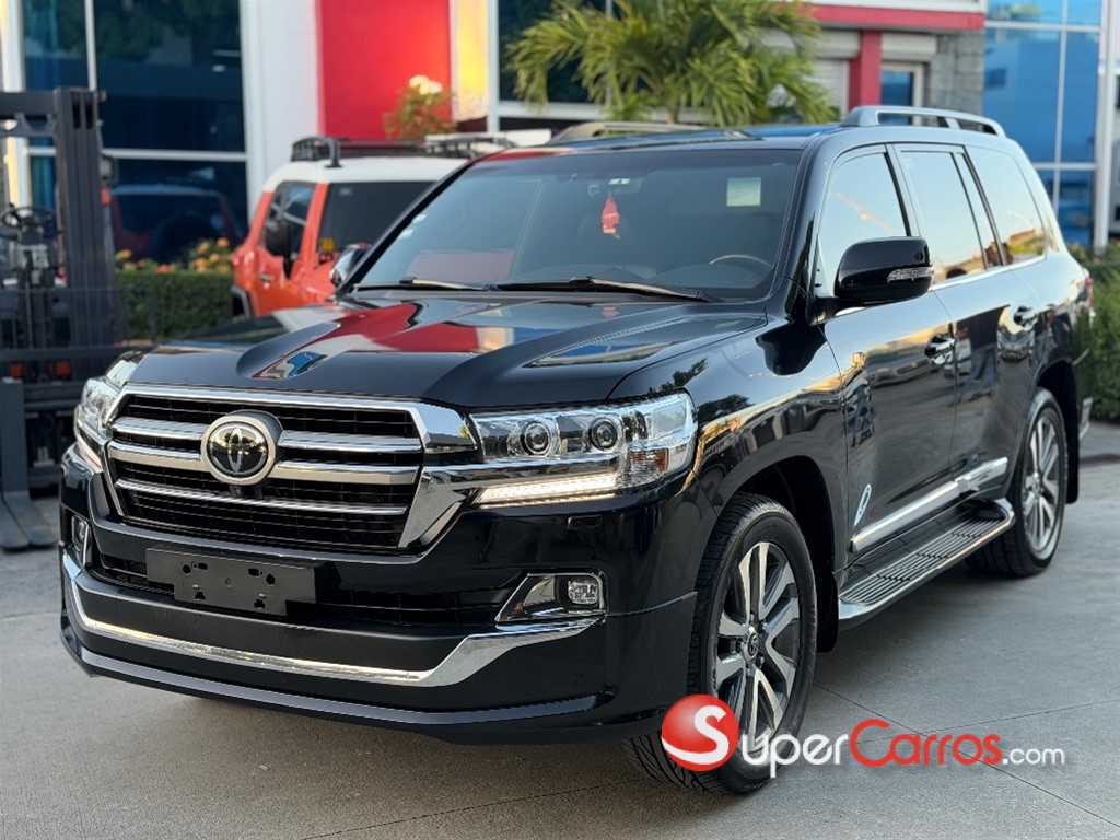 2019 Toyota Land Cruiser VXR — foto 2 / 12