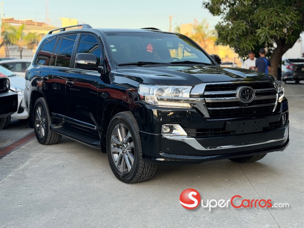 2019 Toyota Land Cruiser VXR — foto 4 / 12
