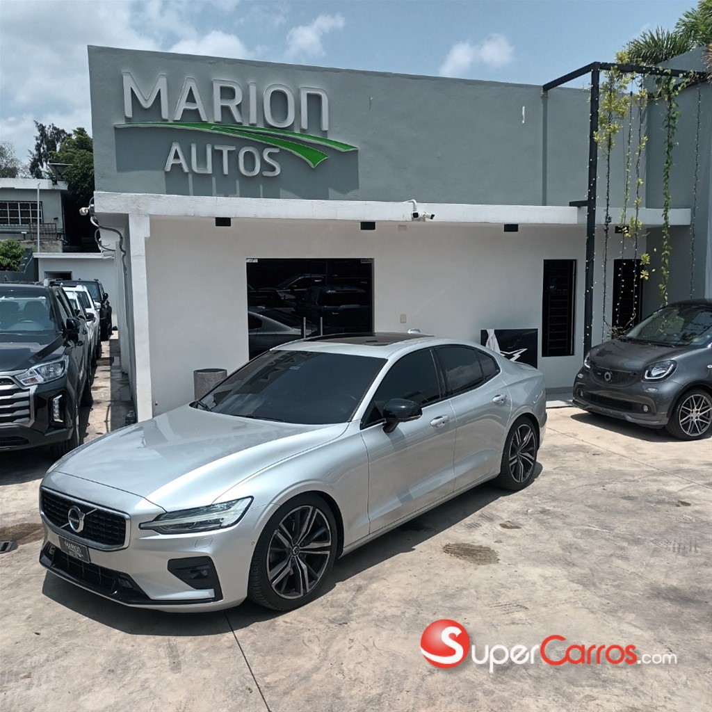 2020 Volvo S60 T6 R Design — foto 2 / 8