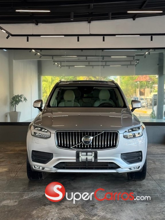 2021 Volvo XC90 Momentum T6 — foto 3 / 11