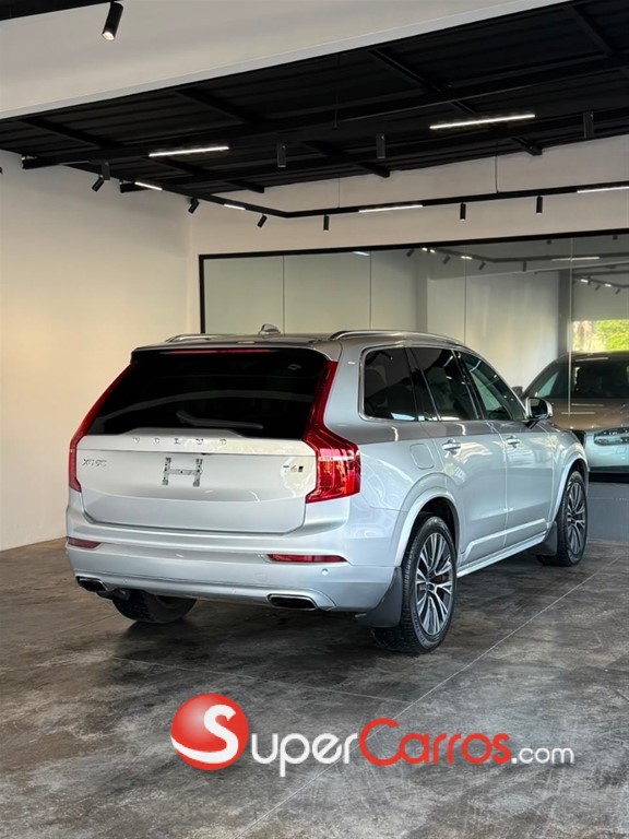 2021 Volvo XC90 Momentum T6 — foto 6 / 11