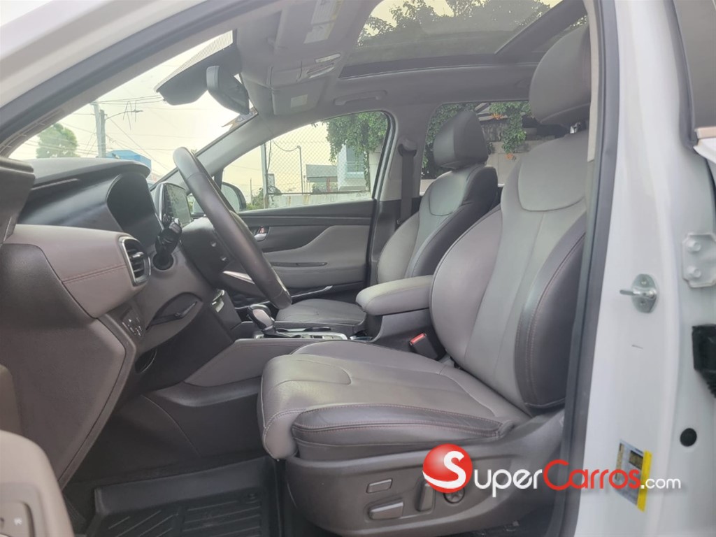 2020 Hyundai Santa Fe Limited — foto 6 / 10