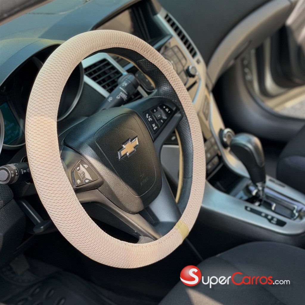 2016 Chevrolet Cruze LT — foto 10 / 12