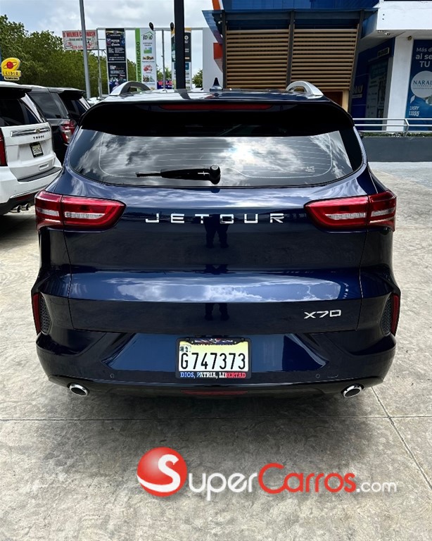 2025 Jetour X70 — foto 11 / 12