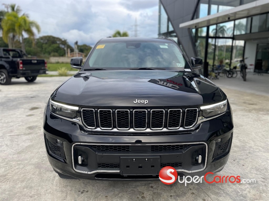 2021 Jeep Grand Cherokee L Overland — foto 4 / 10