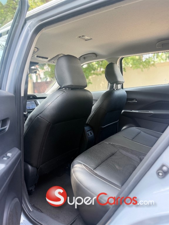 2023 Nissan Kicks SV — foto 7 / 9