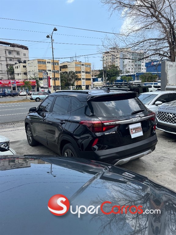 2022 Kia Seltos LX — foto 10 / 11