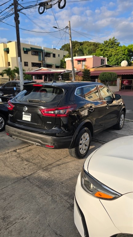 2020 Nissan Rogue Sport — foto 4 / 12
