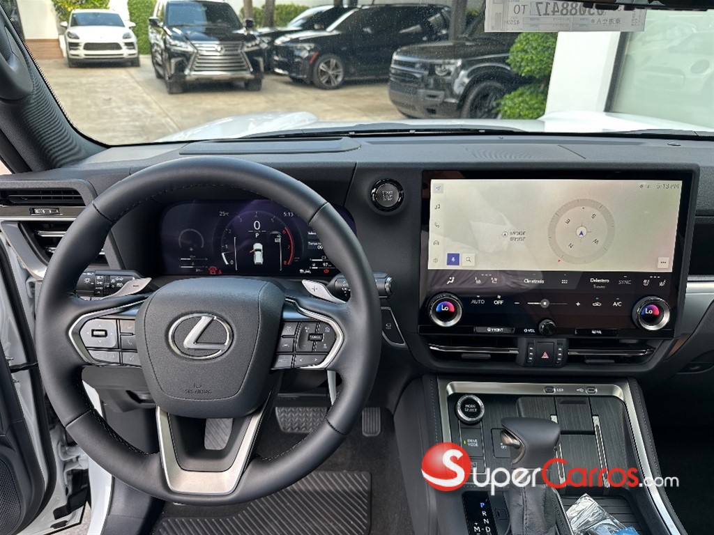 2027 Lexus GX 550 Luxury — foto 10 / 12