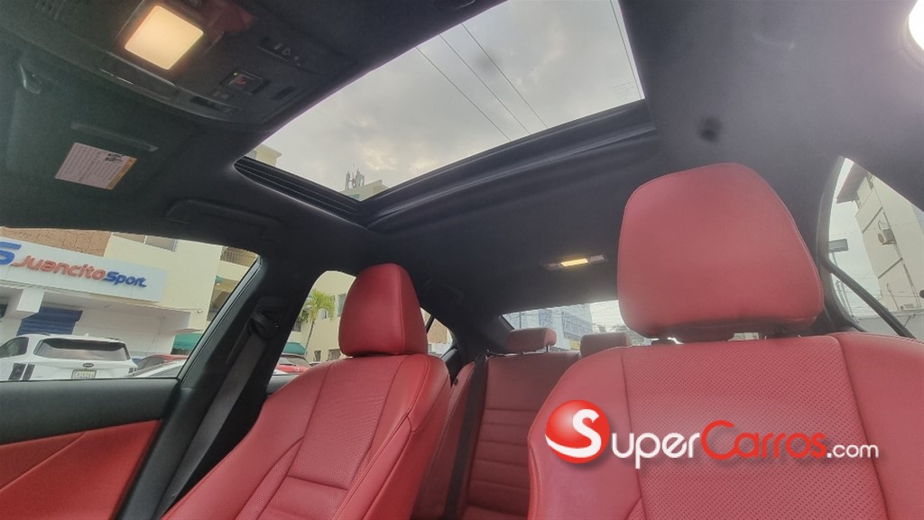 2023 Lexus IS 500 F Sport Performance — foto 6 / 12