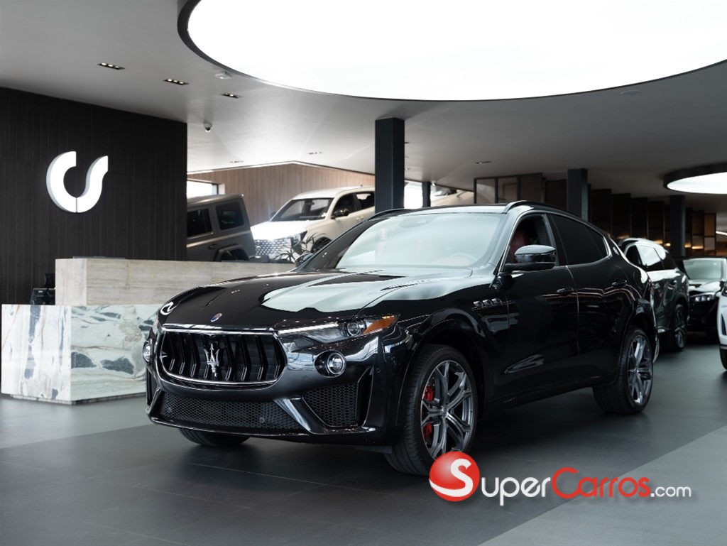 2019 Maserati Levante GTS — foto 8 / 9