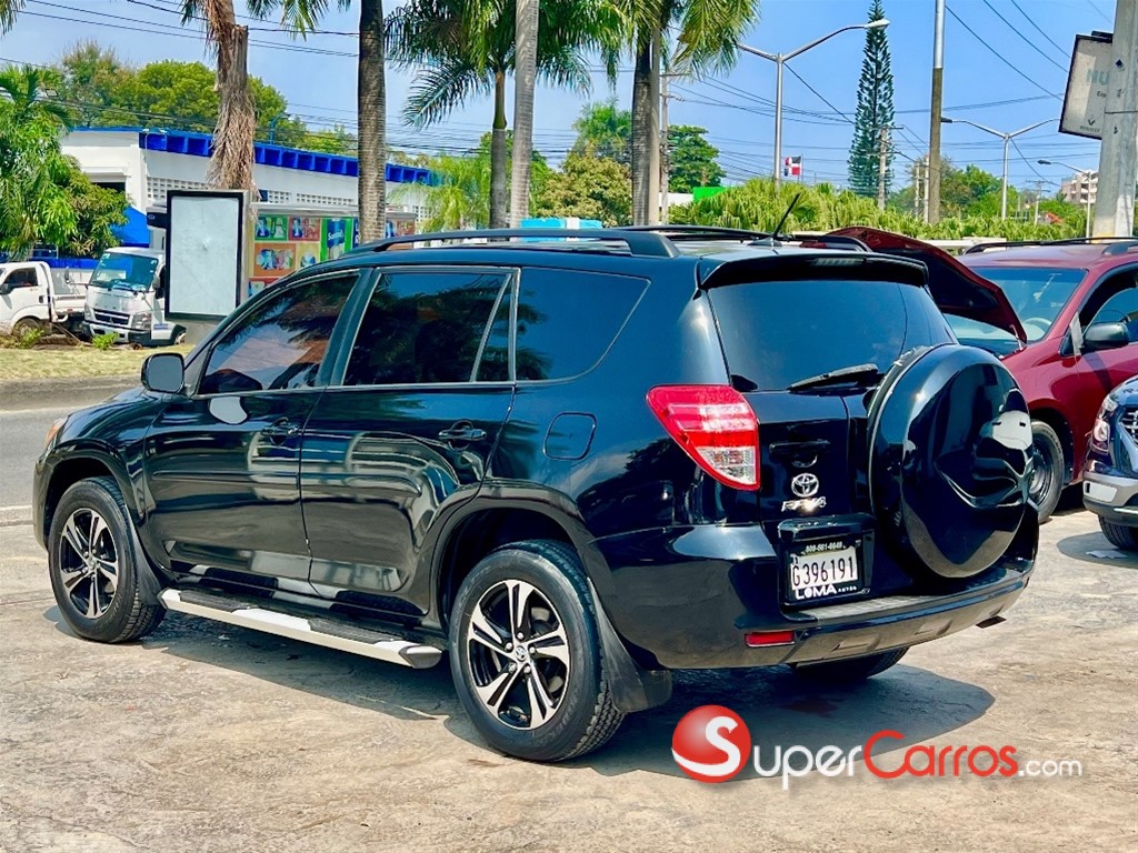 2011 Toyota RAV4 LE — foto 4 / 7