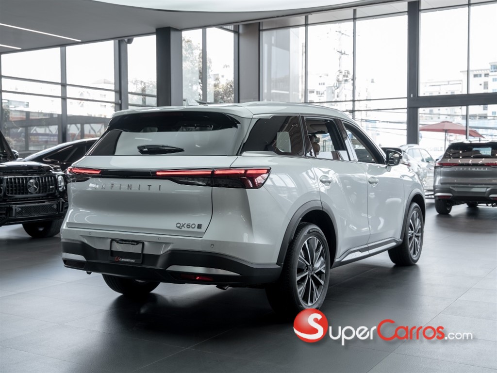 2027 Infiniti QX-60 — foto 9 / 12