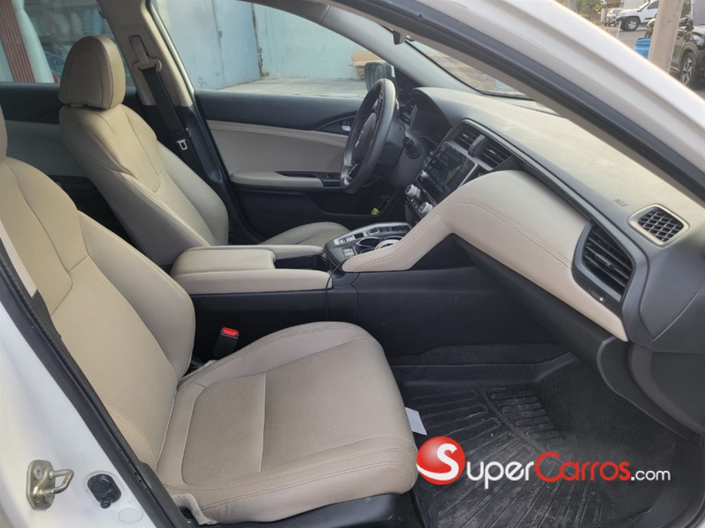 2019 Honda Insight Hybrid — foto 7 / 8