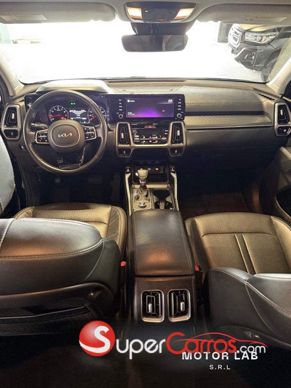 2022 Kia Sorento EX — foto 8 / 10