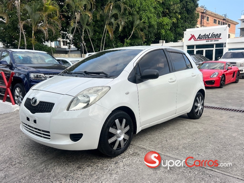 2007 Toyota VITZ