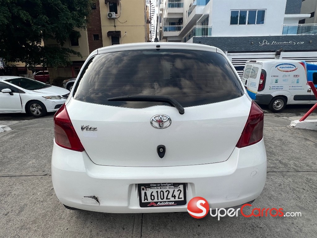 2007 Toyota VITZ — foto 6 / 12
