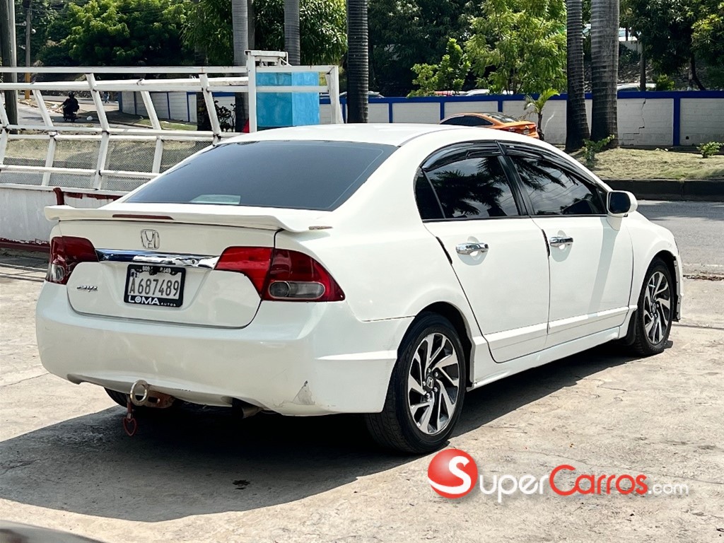 2010 Honda Civic LX — foto 3 / 7