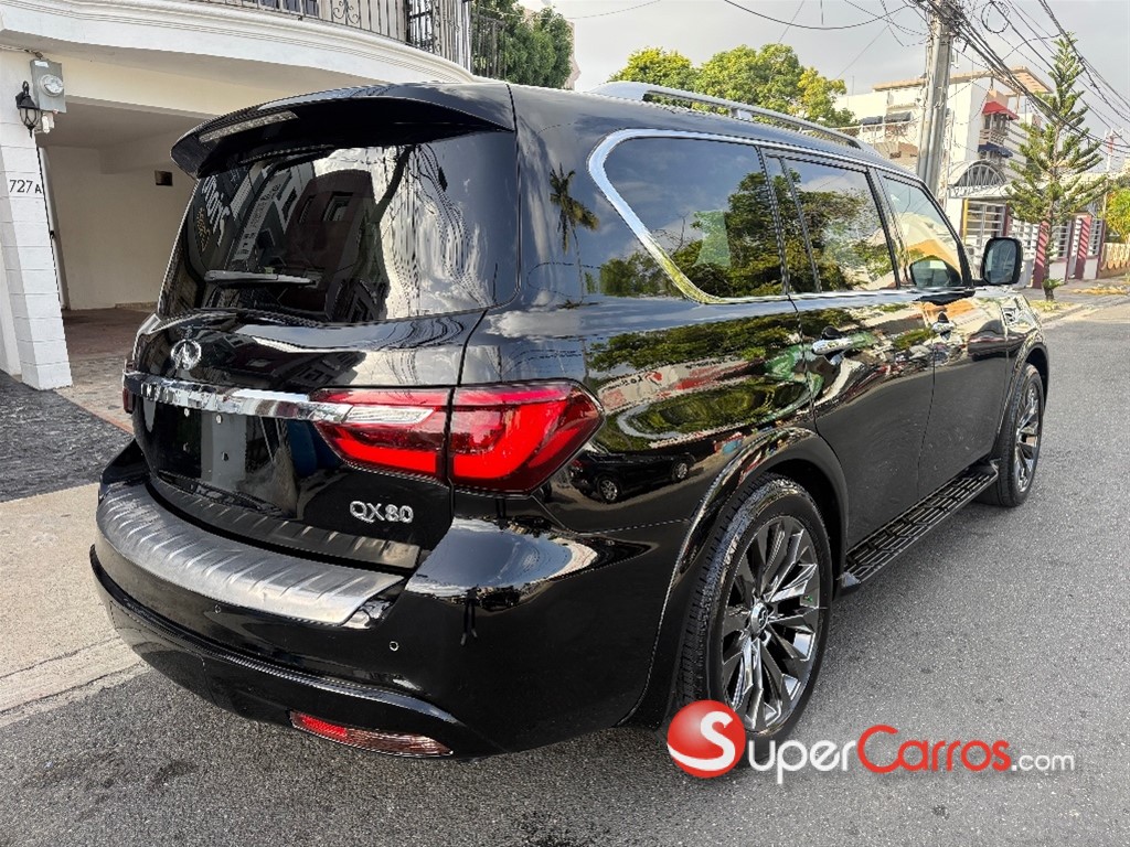 2021 Infiniti QX-80 — foto 4 / 11
