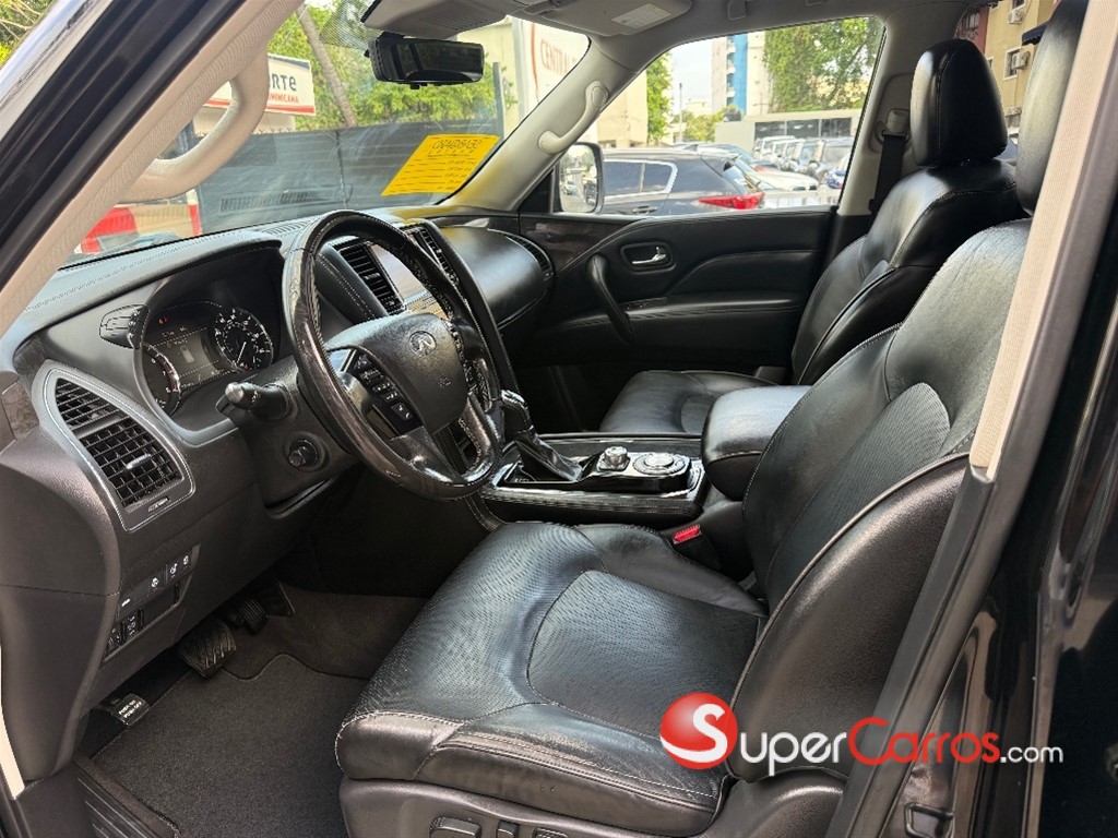 2021 Infiniti QX-80 — foto 9 / 11