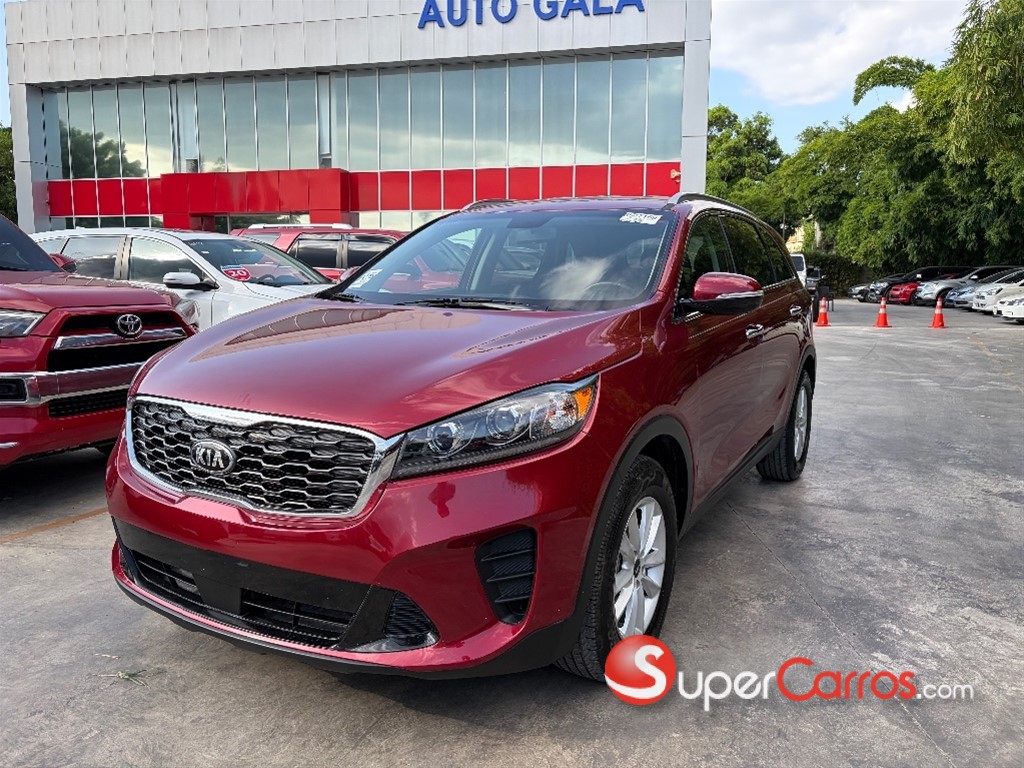 2020 Kia Sorento LX — foto 2 / 9