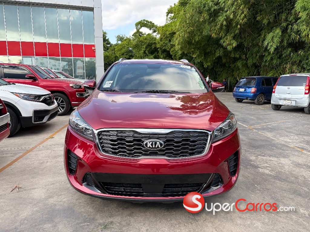 2020 Kia Sorento LX — foto 3 / 9