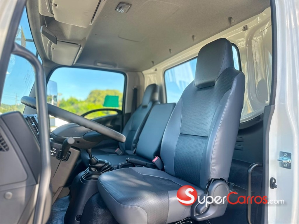 2027 Isuzu FRR — foto 4 / 11