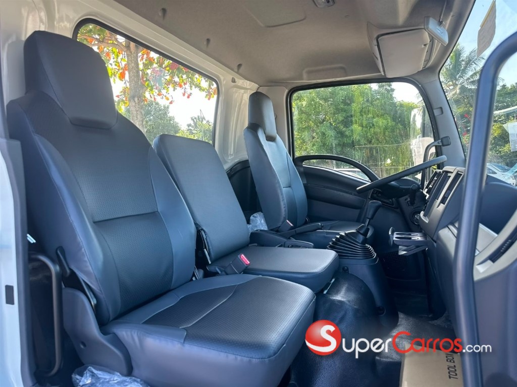 2027 Isuzu FRR — foto 6 / 11